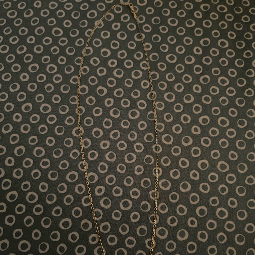 Solid 10kt Yellow Gold Mariner/Gucci Necklace × 1
1.5mm / 18"